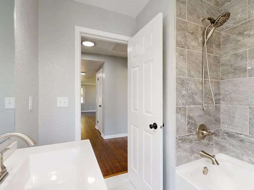 Full Bathroom Remodeling